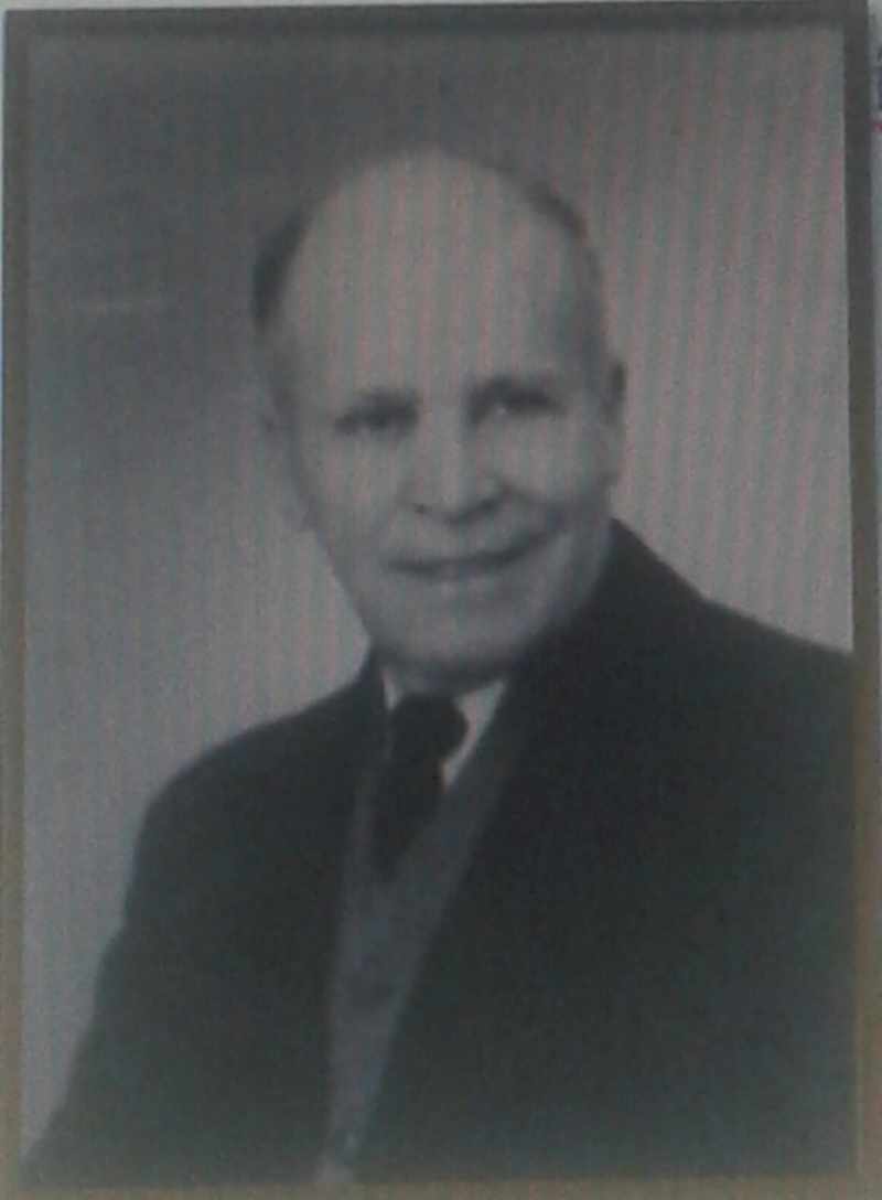 Julio Samuel Reyes Fermín — founder, first generation.